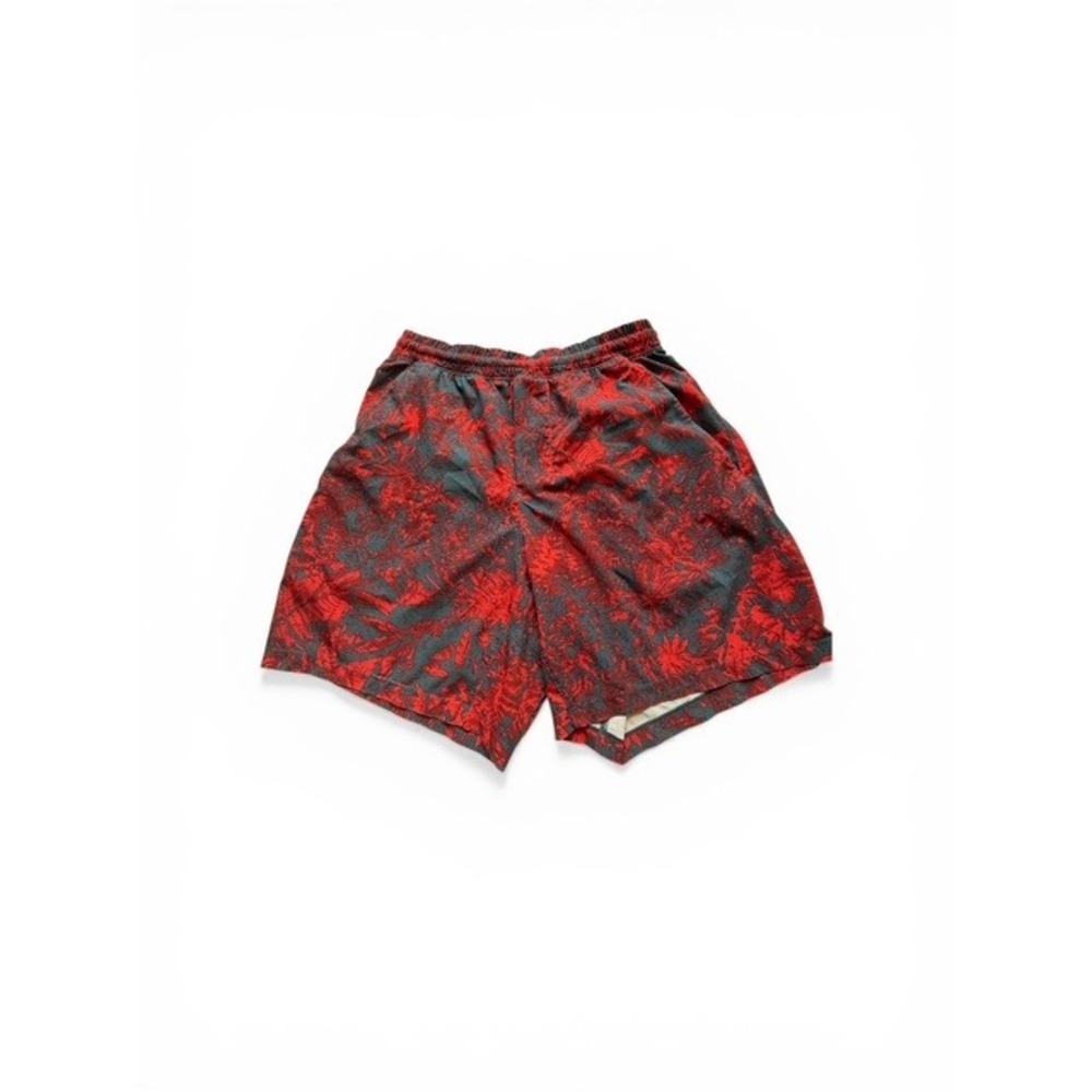Lululemon Mens Athletic Shorts Red Charcoal Grey Abstract Floral Camo Print - Picture 2 of 3